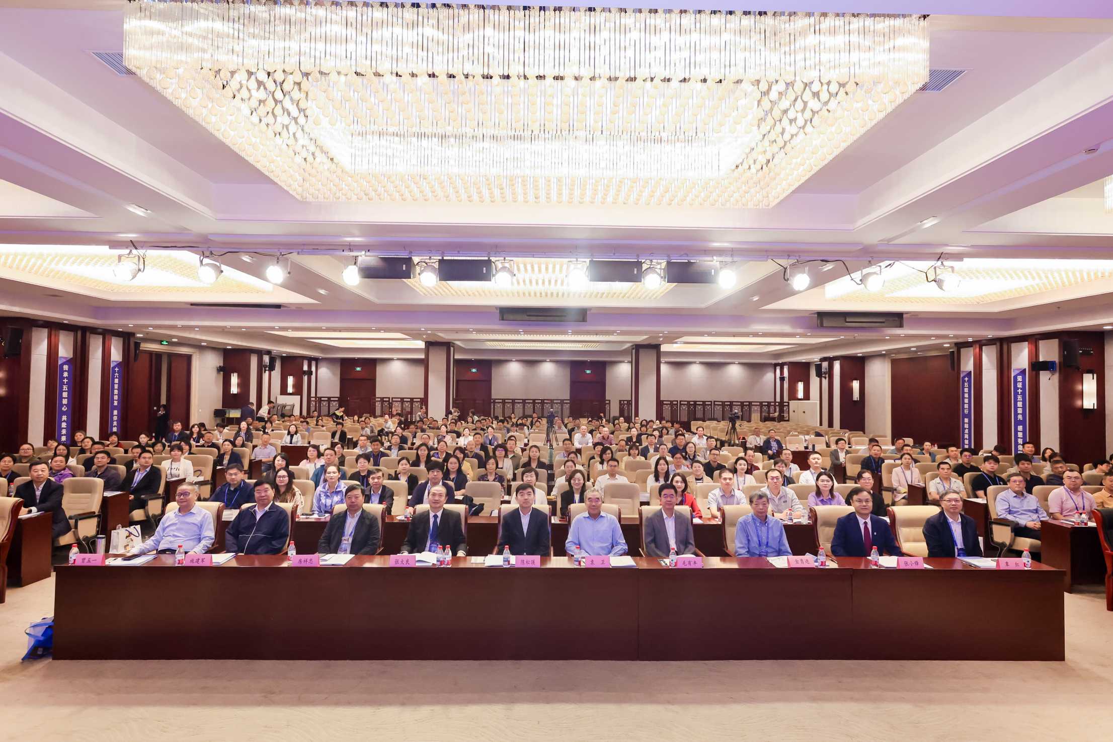 两份荣誉，一份初心：9428cn太阳集团古天乐获市调大赛贡献奖